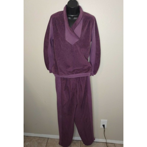 VTG Pierre Lamonte Sissies Womens Sz 8 Velour Leisures Suit Loungewear USA Purp - Picture 1 of 12